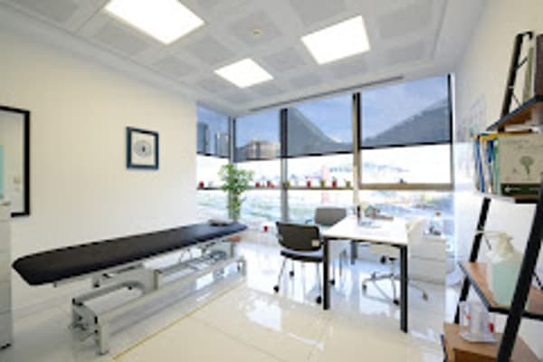 Dr. Salih Ürper Fiziksel Tıp ve Rehabilitasyon - 1. Fotoğraf Dr. Salih Ürper Fiziksel Tıp ve Rehabilitasyon - 1. Fotoğraf