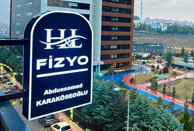 Fizyoterapist Abdussamed Karaköseoğlu