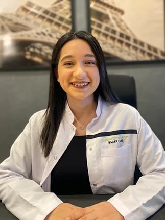 Fizyoterapist Bahar Kara