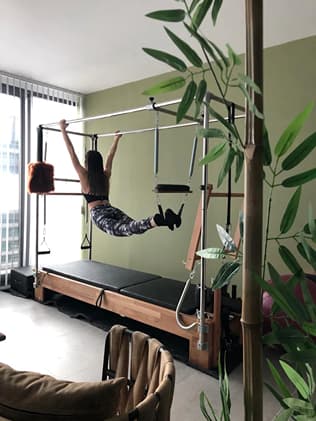 Fizyoterapist Burcu Özdemir Pilates