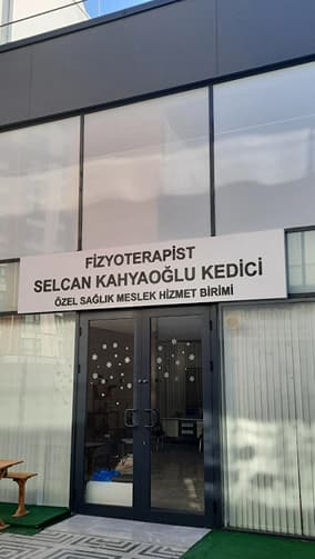 Fizyoterapist Selcan Kahyaoğlu Kedici Özel Sağlık Meslek Hizmet Birimi