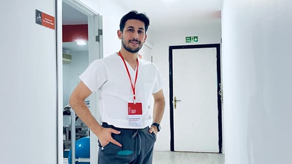 Fizyoterapist Mustafa Bora - 1. Fotoğraf Fizyoterapist Mustafa Bora - 1. Fotoğraf